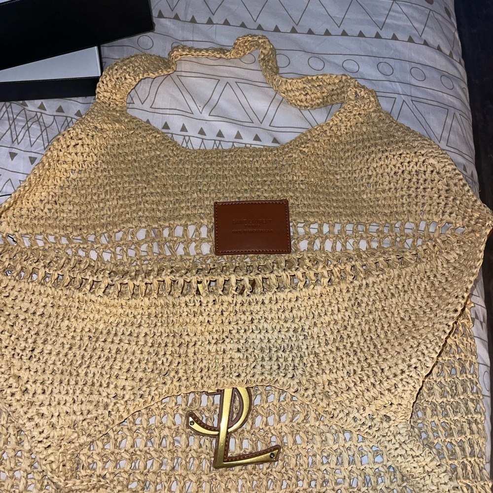 Yves Saint Laurent Icare in Raffia - Picture 13 of 16